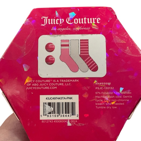 NWT Juicy Couture set of 3 socks & 2 bath bombs - Picture 6 of 7